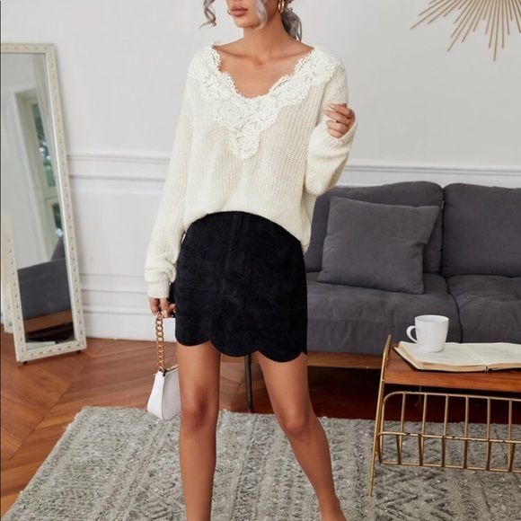 Boho cream lace trim sweater top - Picture 3 of 5